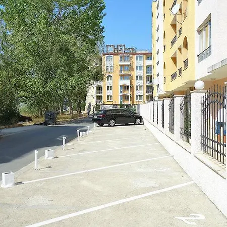 In Sun Light Apartment Sunny Beach