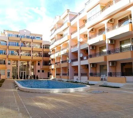 In Sun Light Apartment *